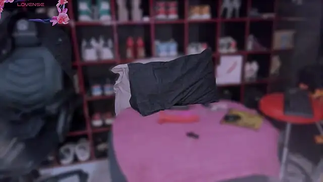 Indianbrownie online show from December 2024 09:51:01 PM