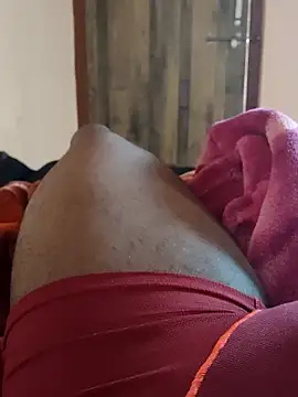 Snapshot of MrNick74 chatting on November 2025 08:07:01 AM MrNick74 online show from November 2025 08:07:01 AM