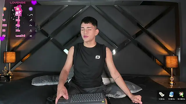 Snapshot of ander_deimond_ chatting on December 2024 01:11:01 PM ander deimond online show from December 2024 01:11:01 PM