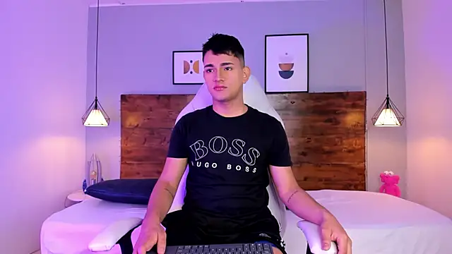 Snapshot of ander_deimond_ chatting on February 2025 01:22:01 PM ander deimond online show from February 2025 01:22:01 PM