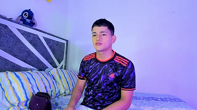 Snapshot of ander_deimond_ chatting on March 2025 05:29:01 PM ander deimond online show from March 2025 05:29:01 PM