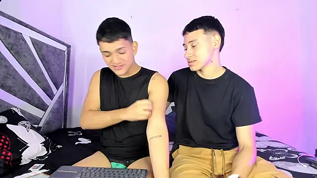 Snapshot of ander_deimond_ chatting on March 2025 04:59:02 PM ander deimond online show from March 2025 04:59:02 PM