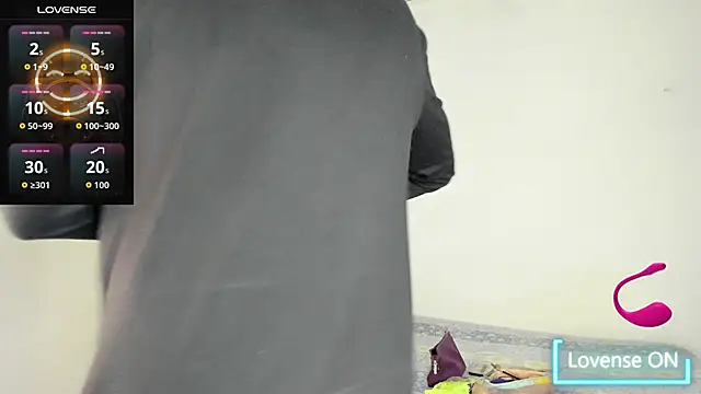 Snapshot of ander_deimond_ chatting on October 2025 01:33:02 PM ander deimond online show from October 2025 01:33:02 PM