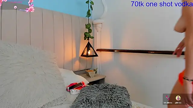 Snapshot of JulianaWaldo chatting on February 2025 04:53:02 PM JulianaWaldo online show from February 2025 04:53:02 PM