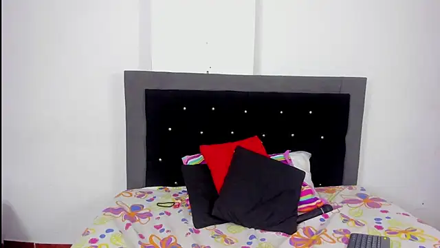 skaysanchez1 online show from January 2025 06:59:02 PM