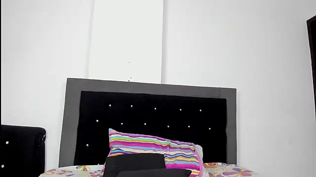 skaysanchez1 online show from January 2025 05:58:01 PM