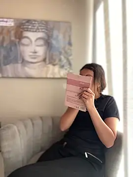 im lorein online show from January 2025 01:22:01 PM