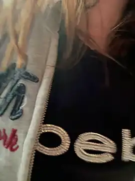 im lorein online show from February 2025 02:02:01 PM