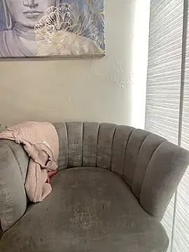 im lorein online show from February 2025 05:14:01 PM