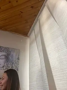 im lorein online show from February 2025 08:15:02 PM