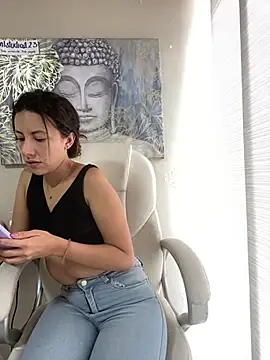 im lorein online show from March 2025 04:29:02 PM