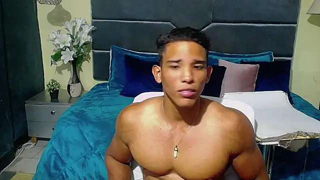 Snapshot of puma_fit chatting on December 2024 02:20:02 AM puma fit online show from December 2024 02:20:02 AM