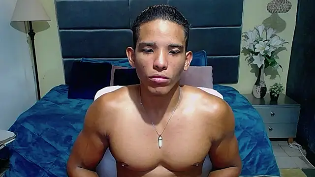 Snapshot of puma_fit chatting on December 2024 05:31:01 PM puma fit online show from December 2024 05:31:01 PM
