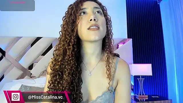 Snapshot of miss_catalinaa chatting on May 2026 12:11:02 PM miss catalinaa online show from May 2026 12:11:02 PM