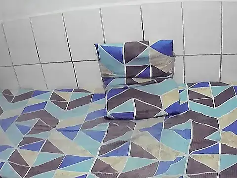 pierdona online show from October 2025 01:43:02 PM