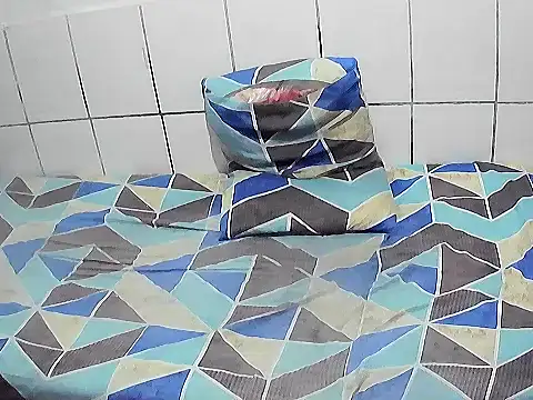 pierdona online show from October 2025 07:36:02 PM