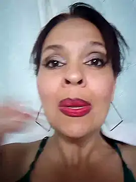 Snapshot of sthefania1710 chatting on January 2025 02:30:01 PM sthefania1710 online show from January 2025 02:30:01 PM
