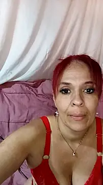 sthefania1710 online show from April 2026 12:11:02 PM