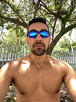 Snapshot of dantedesirexx chatting on September 2025 04:54:02 PM dantedesirexx online show from September 2025 04:54:02 PM