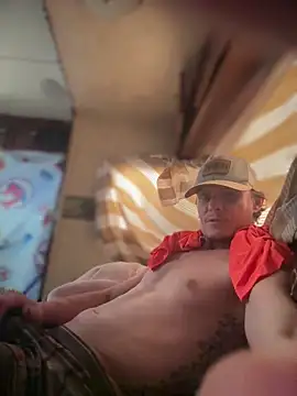 Snapshot of devinshd chatting on March 2026 09:08:01 PM devinshd online show from March 2026 09:08:01 PM