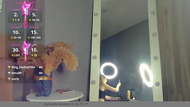 Esme Runn online show from December 2024 04:42:01 PM