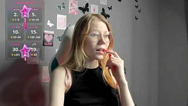 Esme Runn online show from December 2024 02:56:01 AM