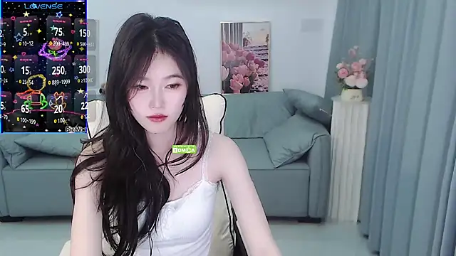 Snapshot of YiJin-a chatting on February 2025 04:00:02 PM YiJin-a online show from February 2025 04:00:02 PM