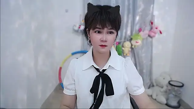 Snapshot of Fan_ting chatting on October 2025 09:51:02 AM Fan ting online show from October 2025 09:51:02 AM