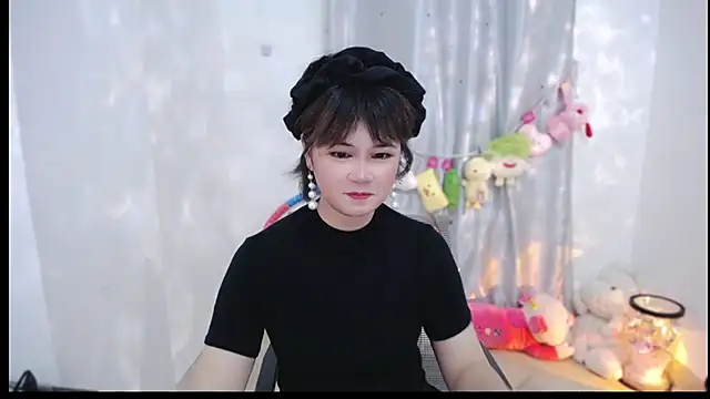 Snapshot of Fan_ting chatting on October 2025 03:11:02 PM Fan ting online show from October 2025 03:11:02 PM