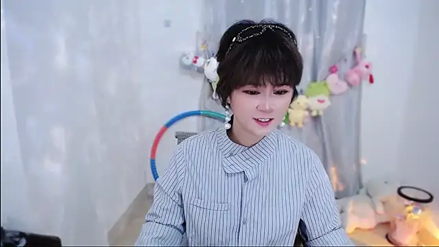 Snapshot of Fan_ting chatting on October 2025 02:52:01 AM Fan ting online show from October 2025 02:52:01 AM