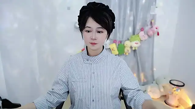 Snapshot of Fan_ting chatting on November 2025 11:36:02 AM Fan ting online show from November 2025 11:36:02 AM