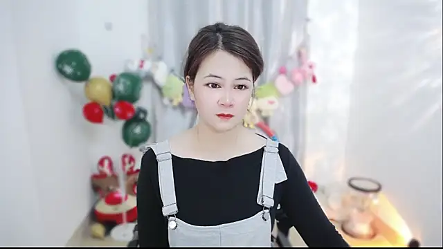 Snapshot of Fan_ting chatting on February 2026 02:29:02 AM Fan ting online show from February 2026 02:29:02 AM