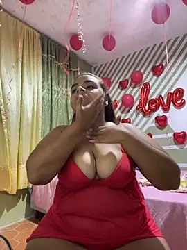 Evabigass online show from October 2025 06:18:02 PM