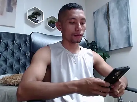 richar voller online show from October 2025 02:58:02 PM