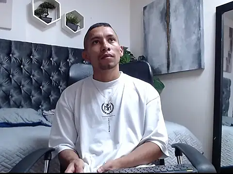 richar voller online show from October 2025 11:21:01 AM