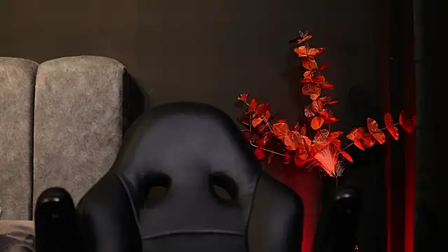 Snapshot of CallumMuscle chatting on November 2025 12:42:01 AM CallumMuscle online show from November 2025 12:42:01 AM