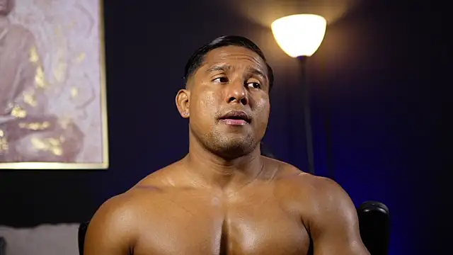 Snapshot of CallumMuscle chatting on December 2025 10:21:02 AM CallumMuscle online show from December 2025 10:21:02 AM