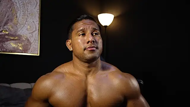 Snapshot of CallumMuscle chatting on February 2026 11:45:01 PM CallumMuscle online show from February 2026 11:45:01 PM