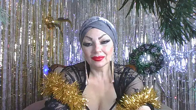 Snapshot of Izabella_gold chatting on December 2024 06:17:02 AM Izabella gold online show from December 2024 06:17:02 AM