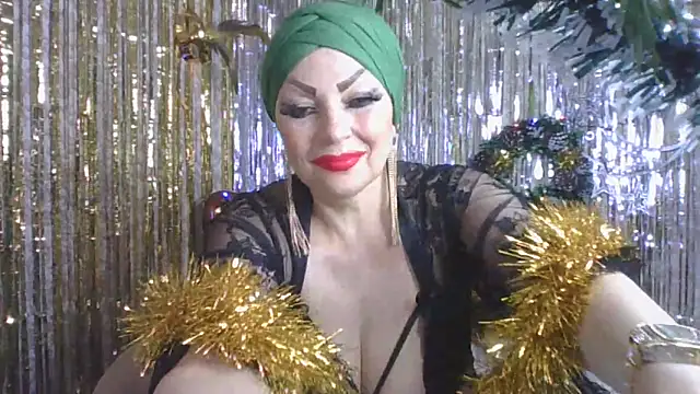 Snapshot of Izabella_gold chatting on December 2024 08:07:02 AM Izabella gold online show from December 2024 08:07:02 AM