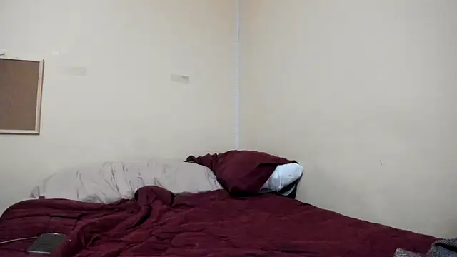 felinebitxx online show from March 2026 12:27:02 AM