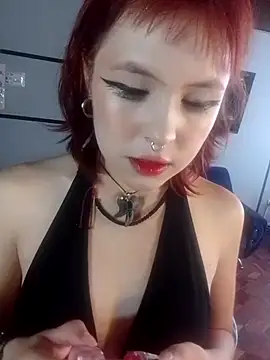 Snapshot of Sweetcatxx chatting on December 2024 07:01:02 PM Sweetcatxx online show from December 2024 07:01:02 PM