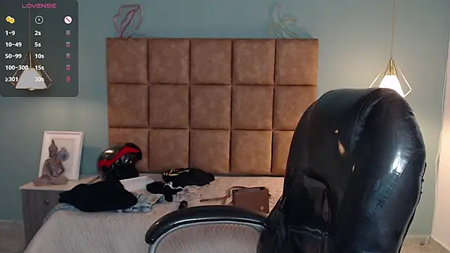 AlejooTwink online show from January 2025 11:34:02 PM