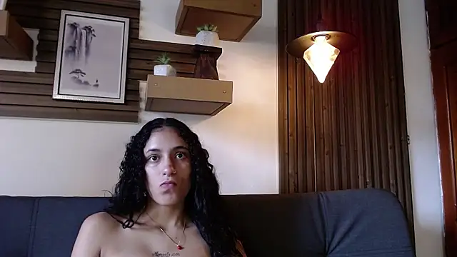 Snapshot of Layla_707 chatting on November 2025 08:38:02 PM Layla 707 online show from November 2025 08:38:02 PM