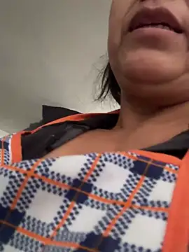 siri duque online show from June 2026 07:56:02 PM