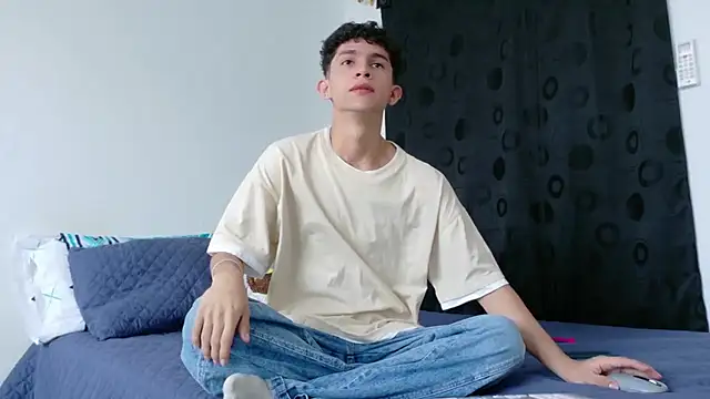 Snapshot of Noah_tyler_ chatting on October 2025 05:48:02 PM Noah tyler online show from October 2025 05:48:02 PM