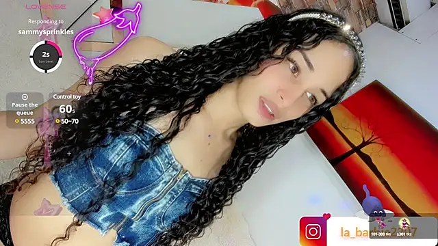 Snapshot of barbiedolls_x chatting on February 2025 05:04:01 AM barbiedolls x online show from February 2025 05:04:01 AM