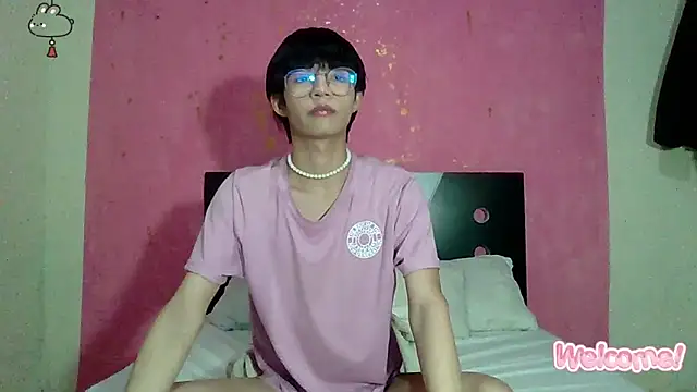 Snapshot of seung_vinblue chatting on December 2024 11:24:01 PM seung vinblue online show from December 2024 11:24:01 PM