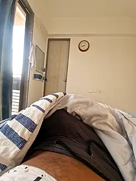 vivanpraj999 online show from November 2025 02:39:02 AM