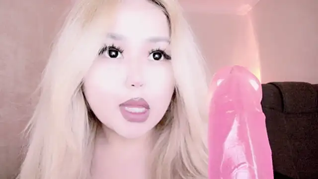 amelia sunlight online show from December 2024 11:25:01 PM